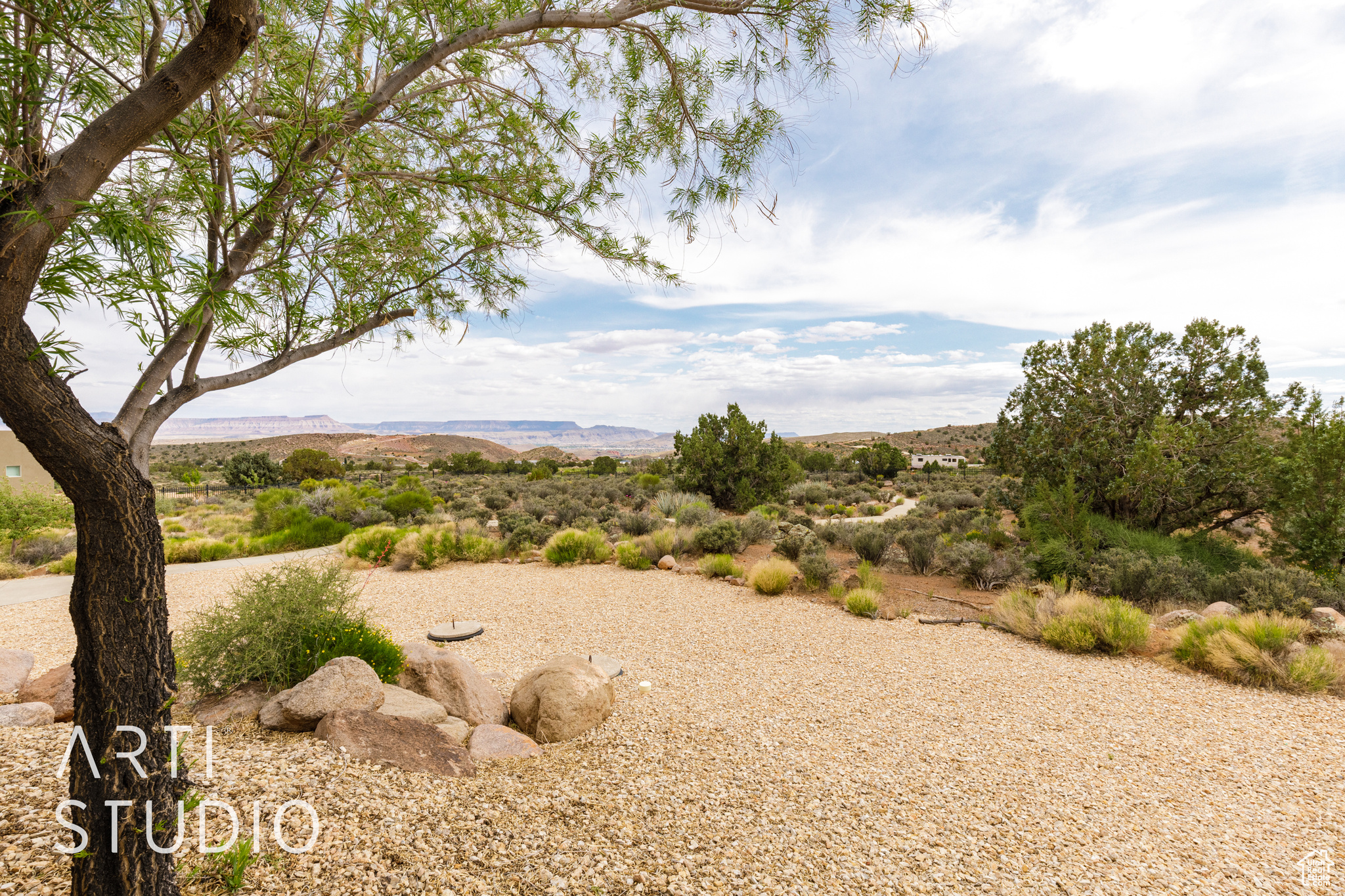 RICHARD PARRY MINOR LOT - Residential