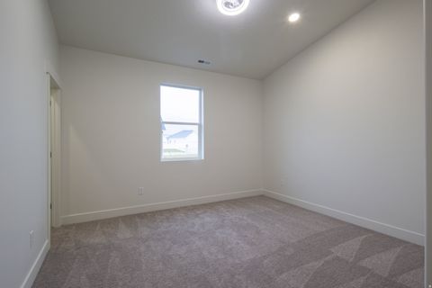 Tiny photo for 1356 E 320 S, Payson, UT 84651 (MLS # 2129135)