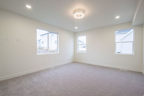 Tiny photo for 1356 E 320 S, Payson, UT 84651 (MLS # 2129135)