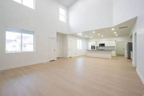 Tiny photo for 1356 E 320 S, Payson, UT 84651 (MLS # 2129135)