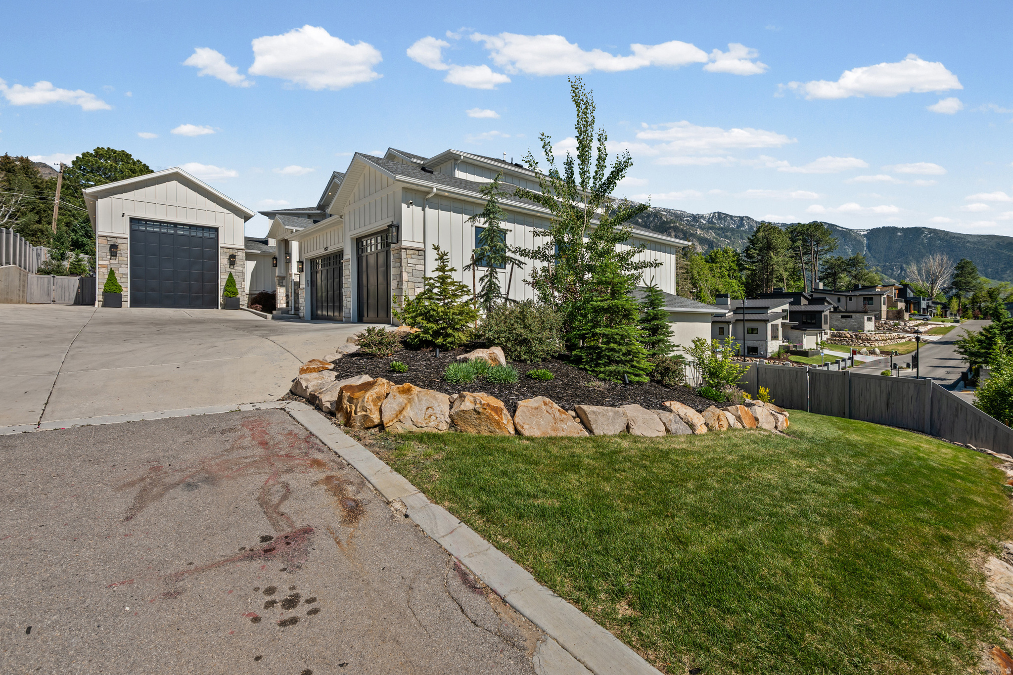GRANITE GLEN - Residential