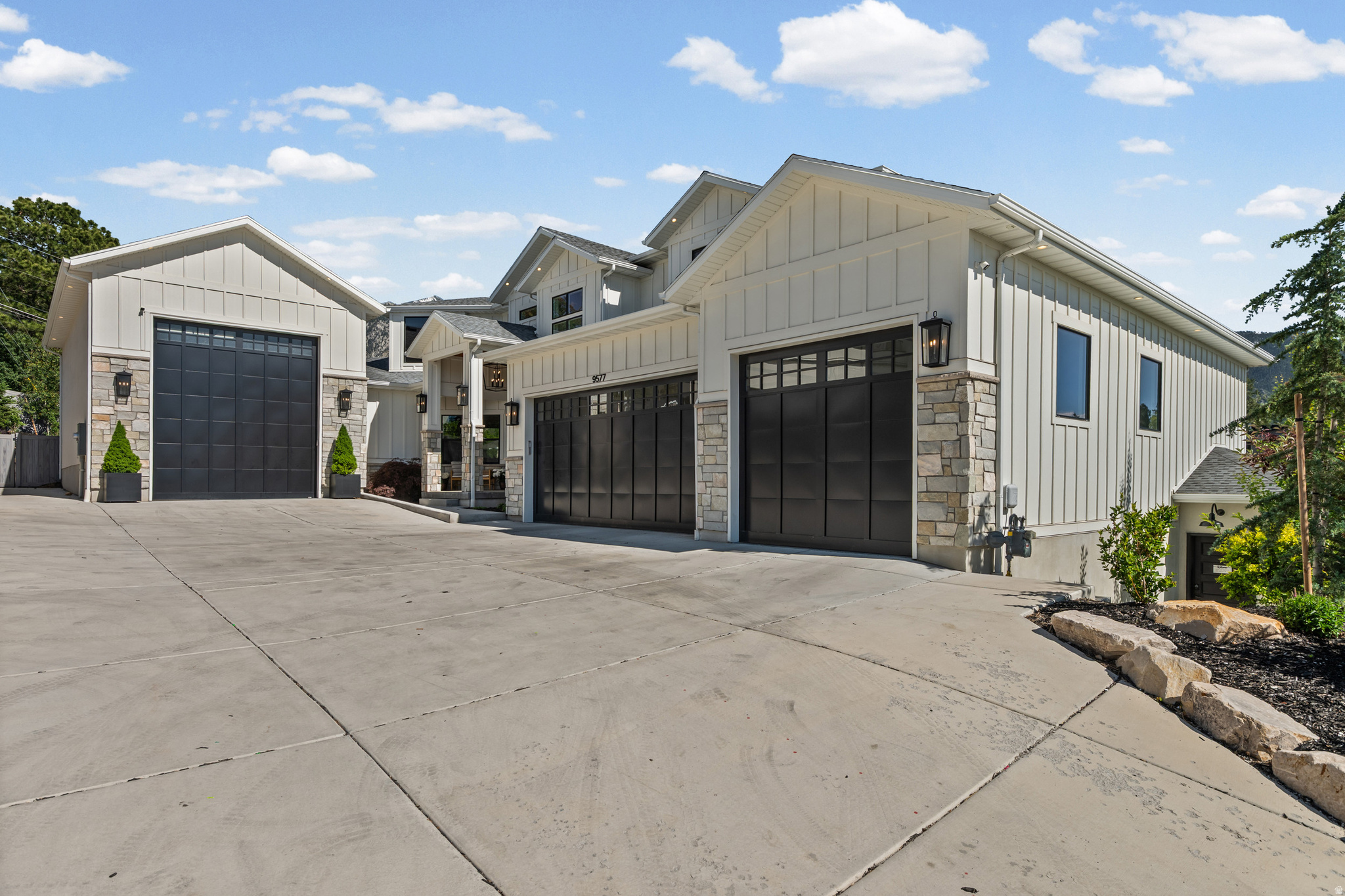 GRANITE GLEN - Residential
