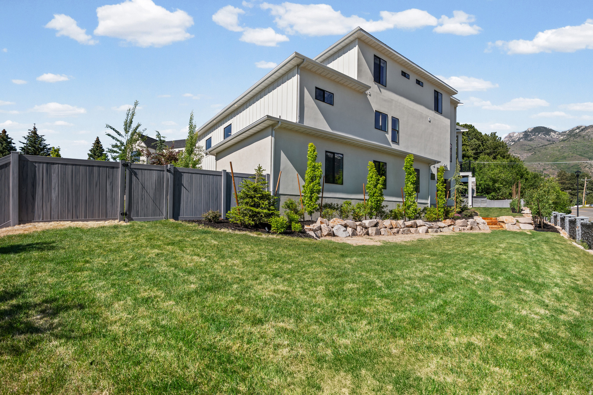 GRANITE GLEN - Residential