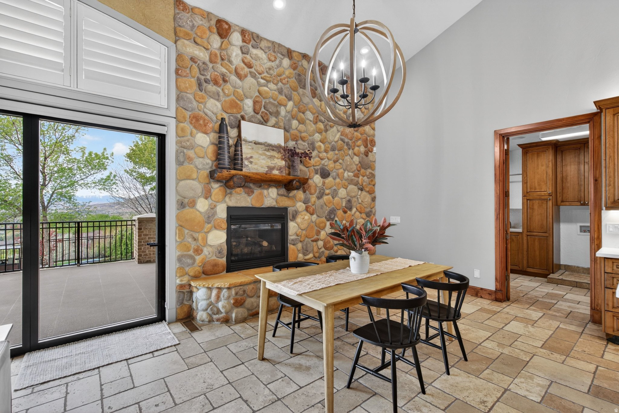 HEALEY HEIGHTS - Residential