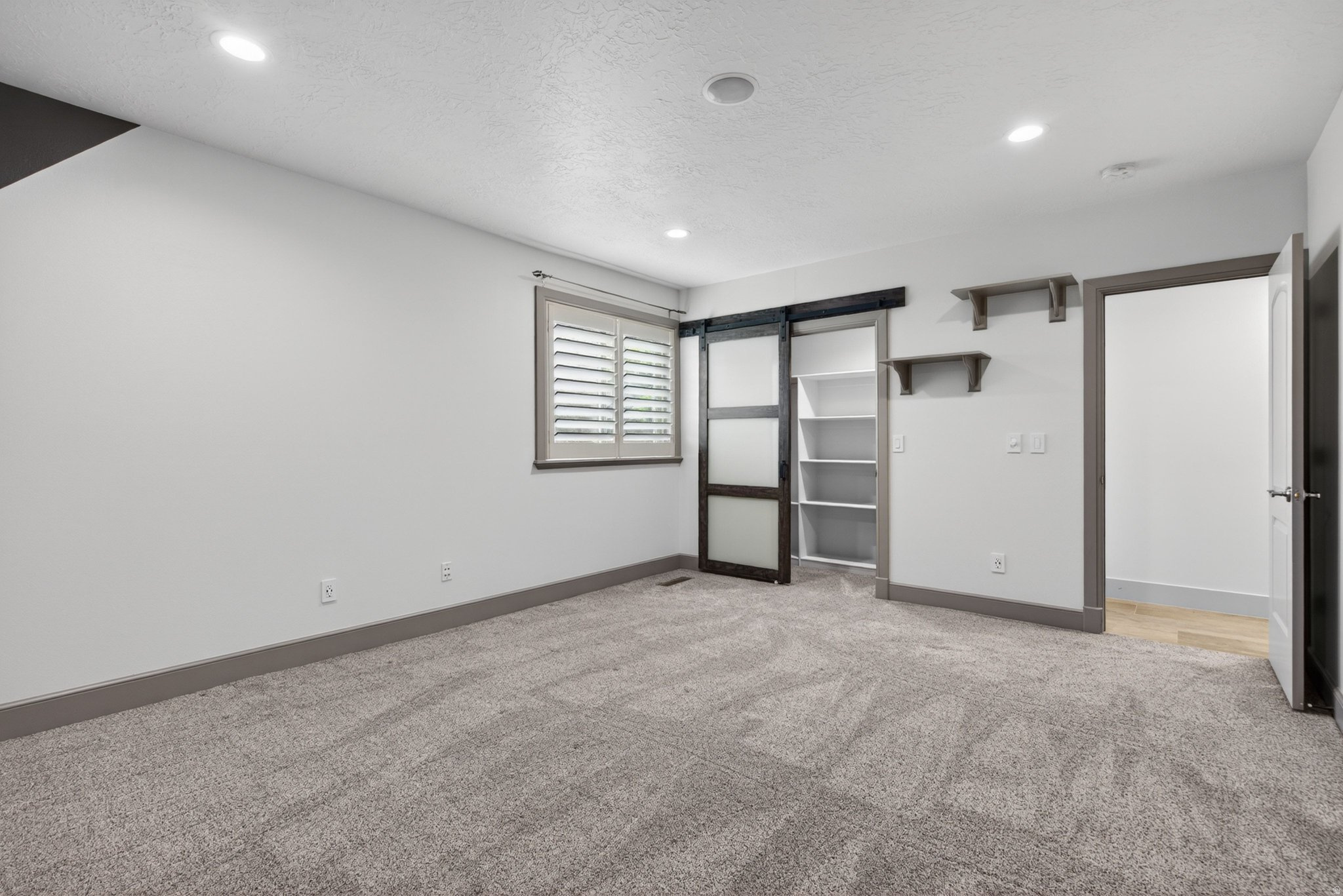 HEALEY HEIGHTS - Residential