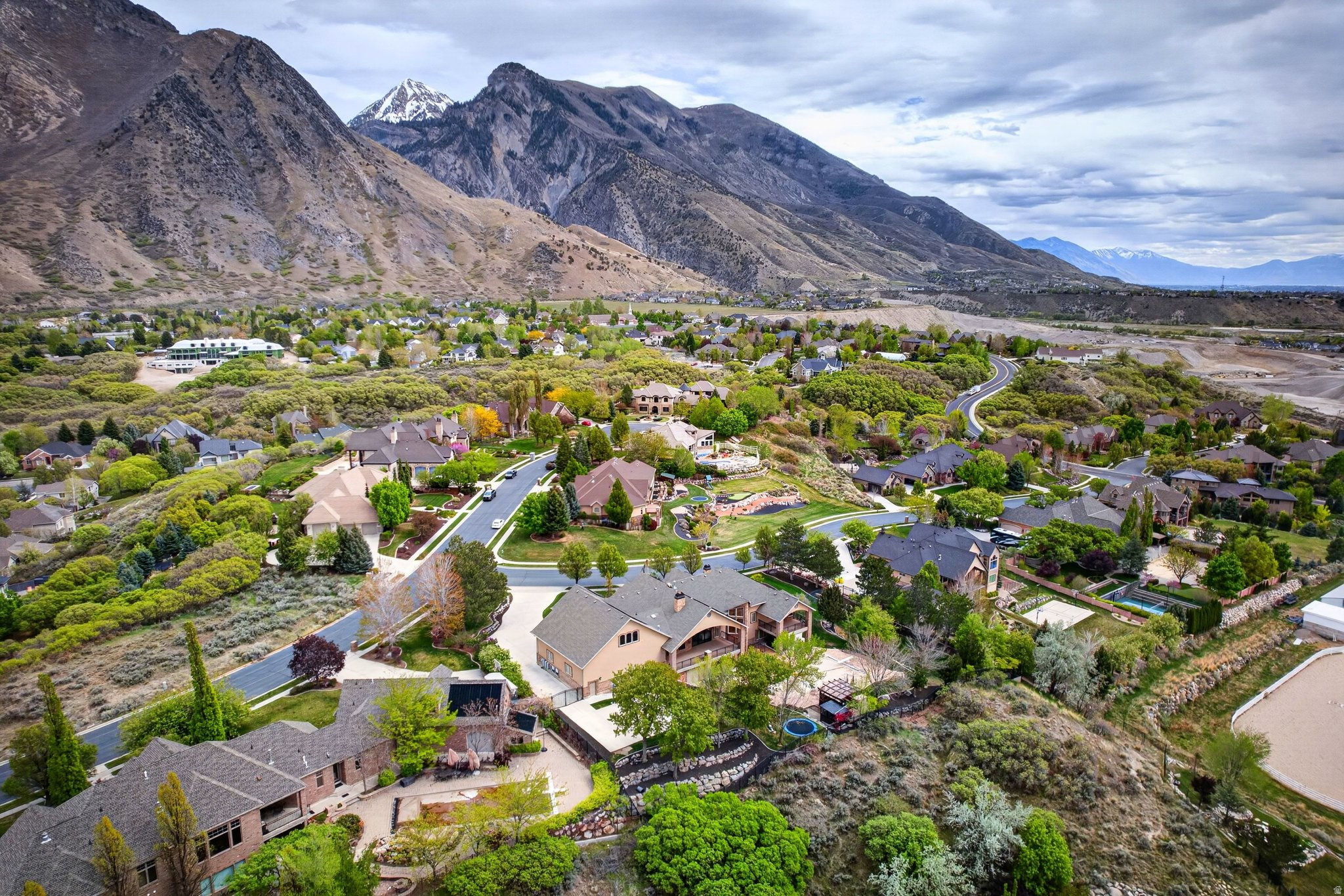 HEALEY HEIGHTS - Residential