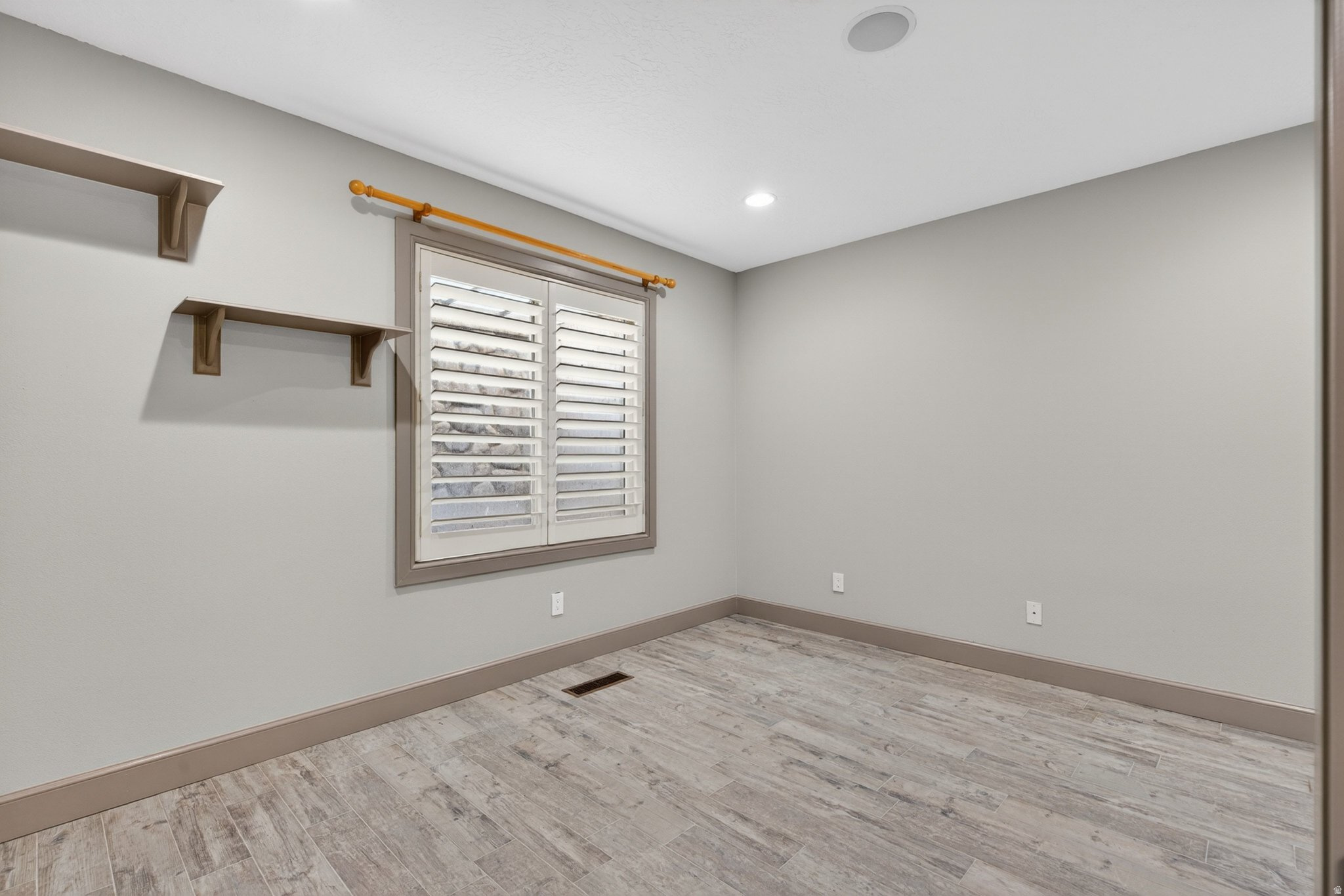 HEALEY HEIGHTS - Residential