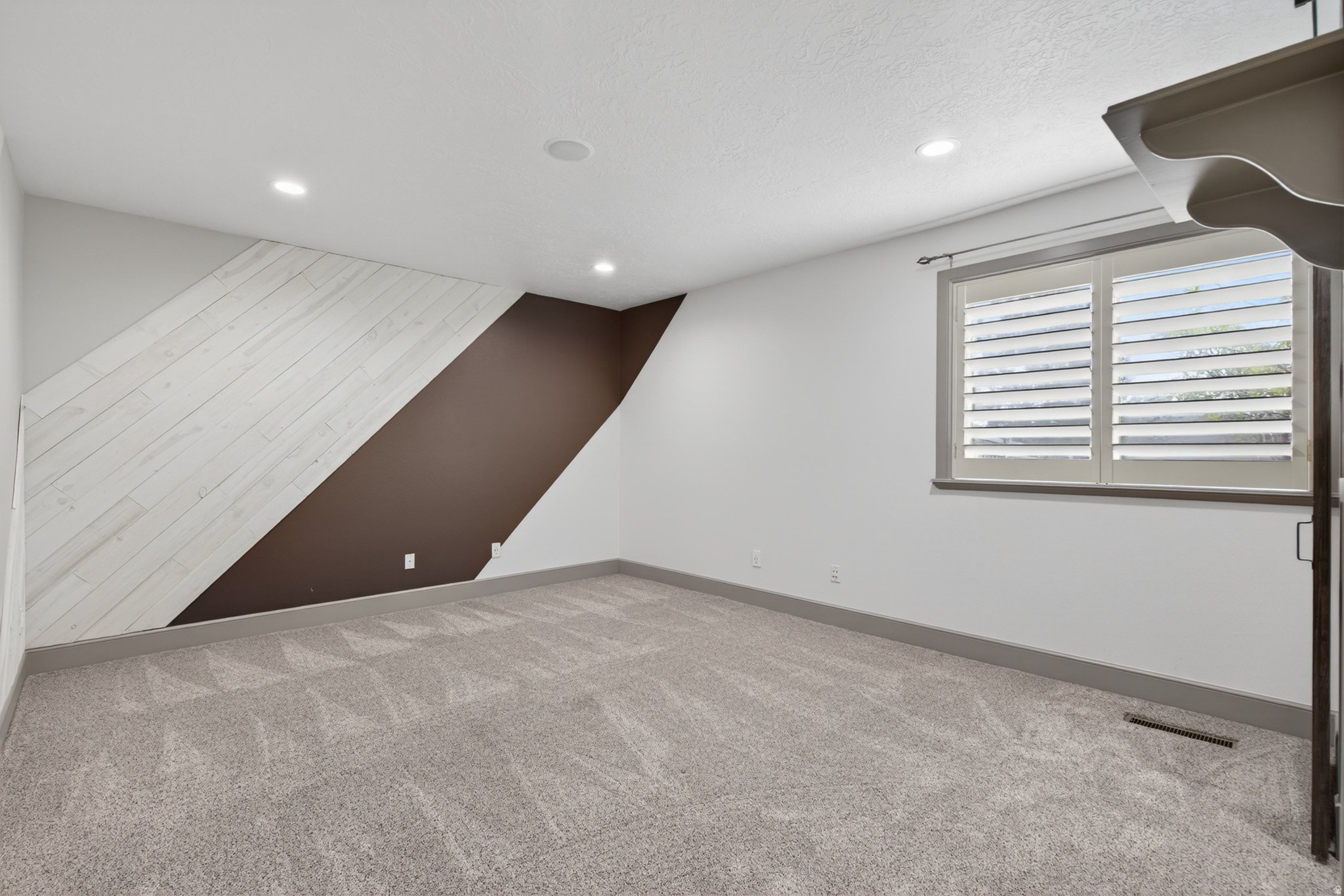 HEALEY HEIGHTS - Residential