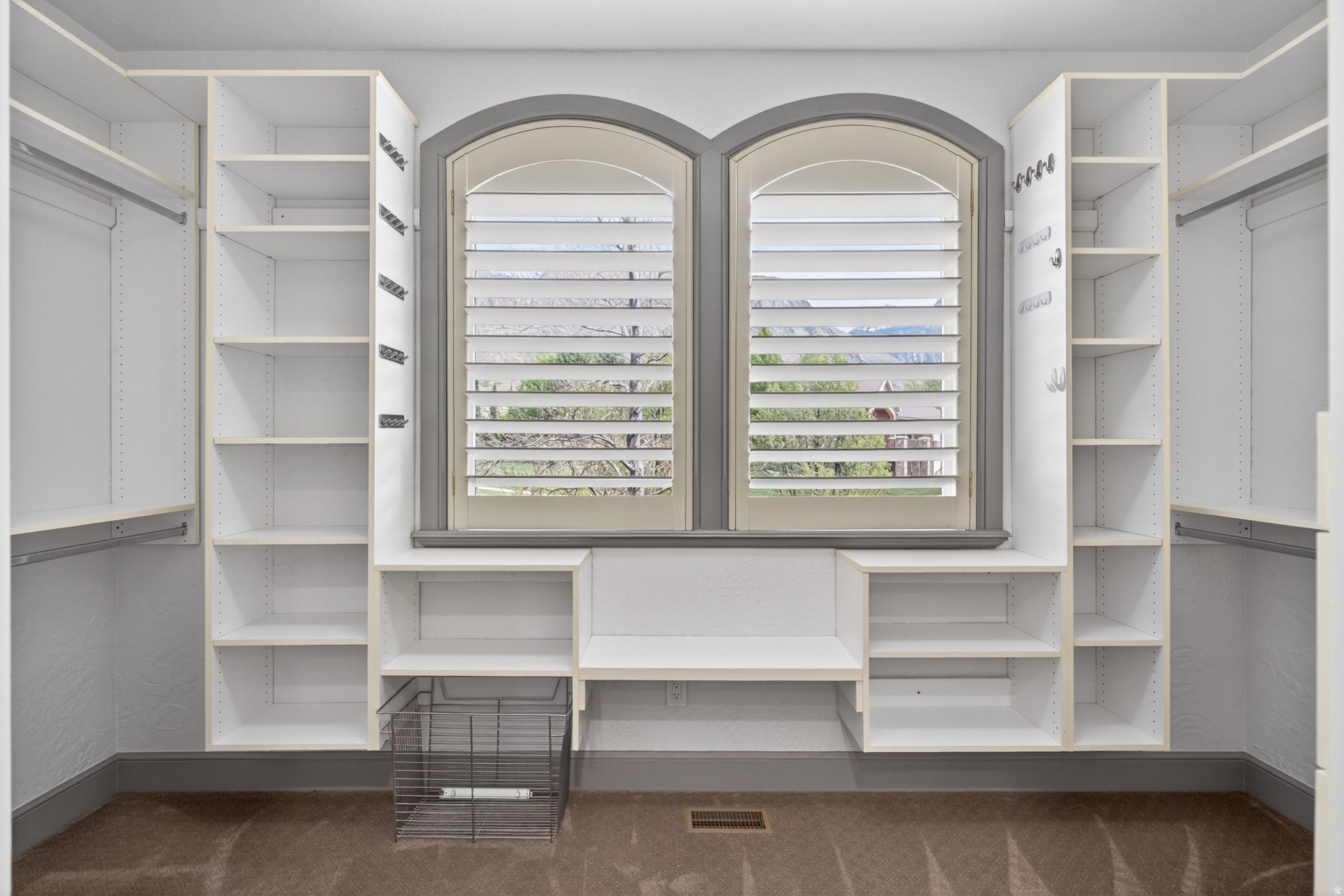 HEALEY HEIGHTS - Residential