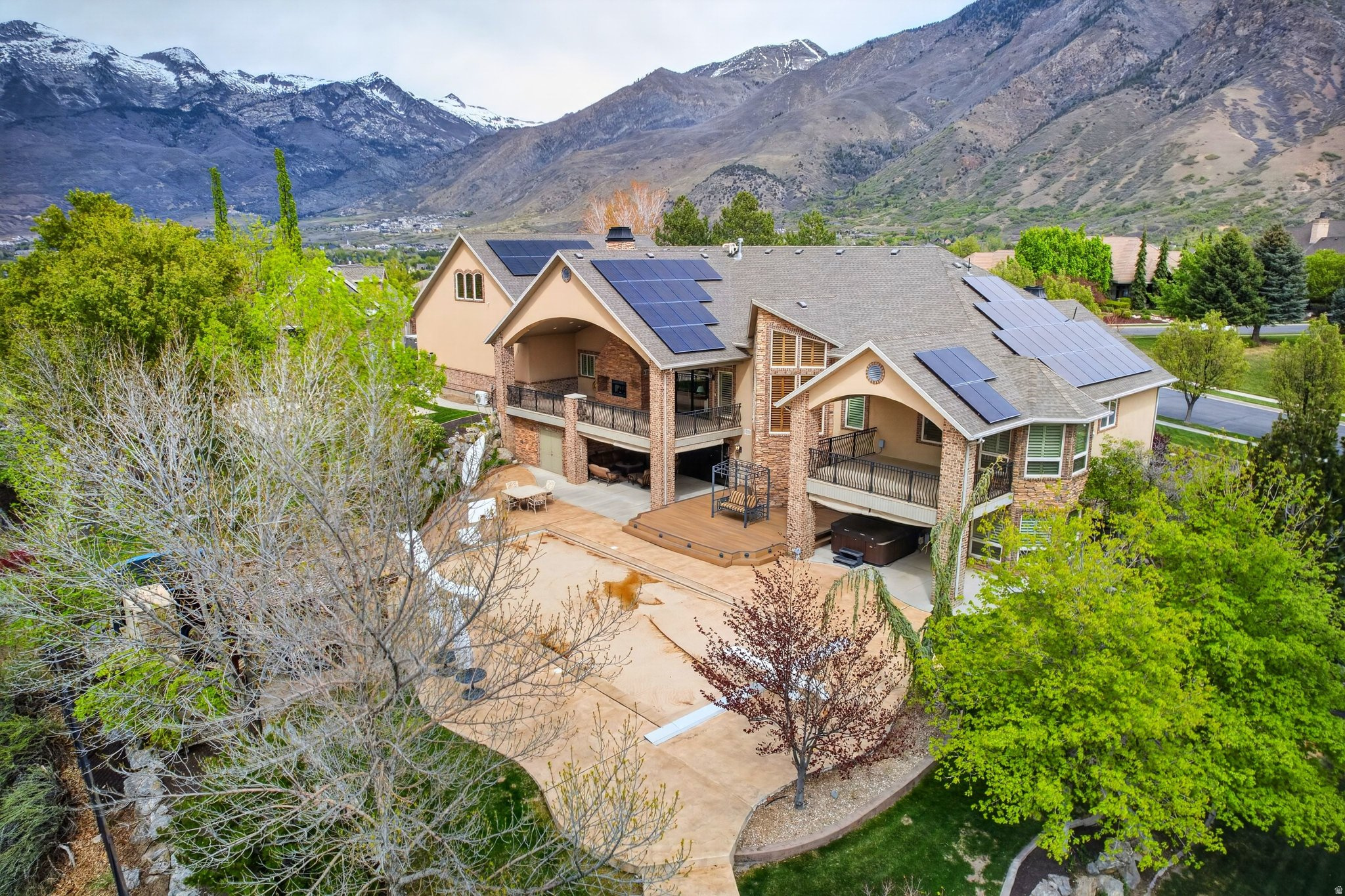 HEALEY HEIGHTS - Residential