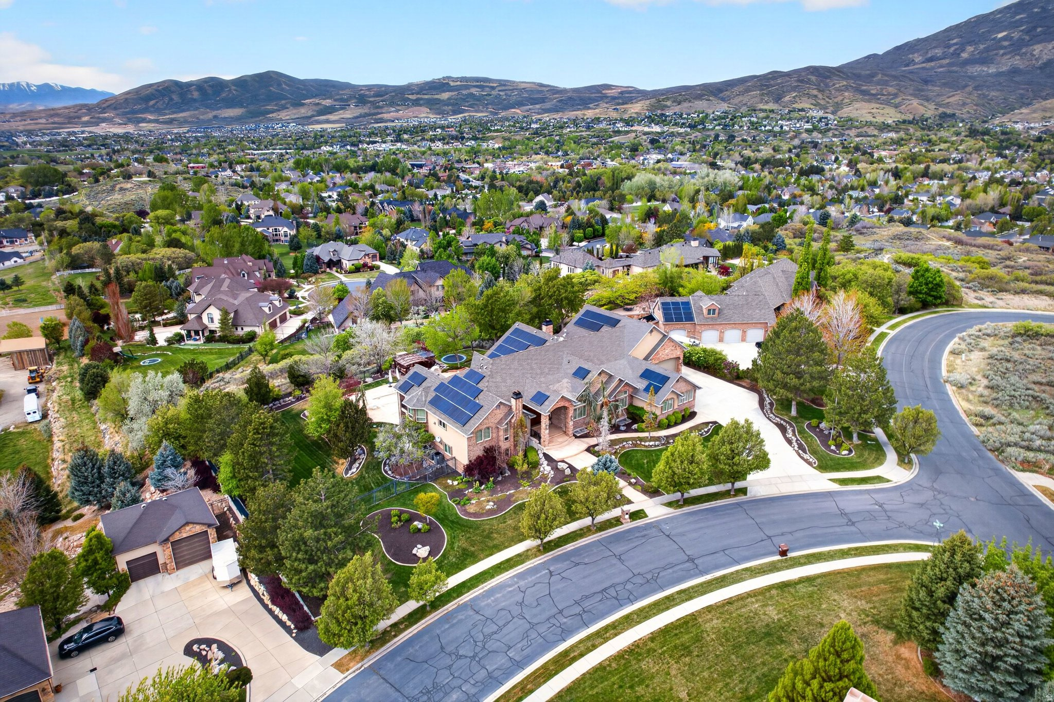 HEALEY HEIGHTS - Residential