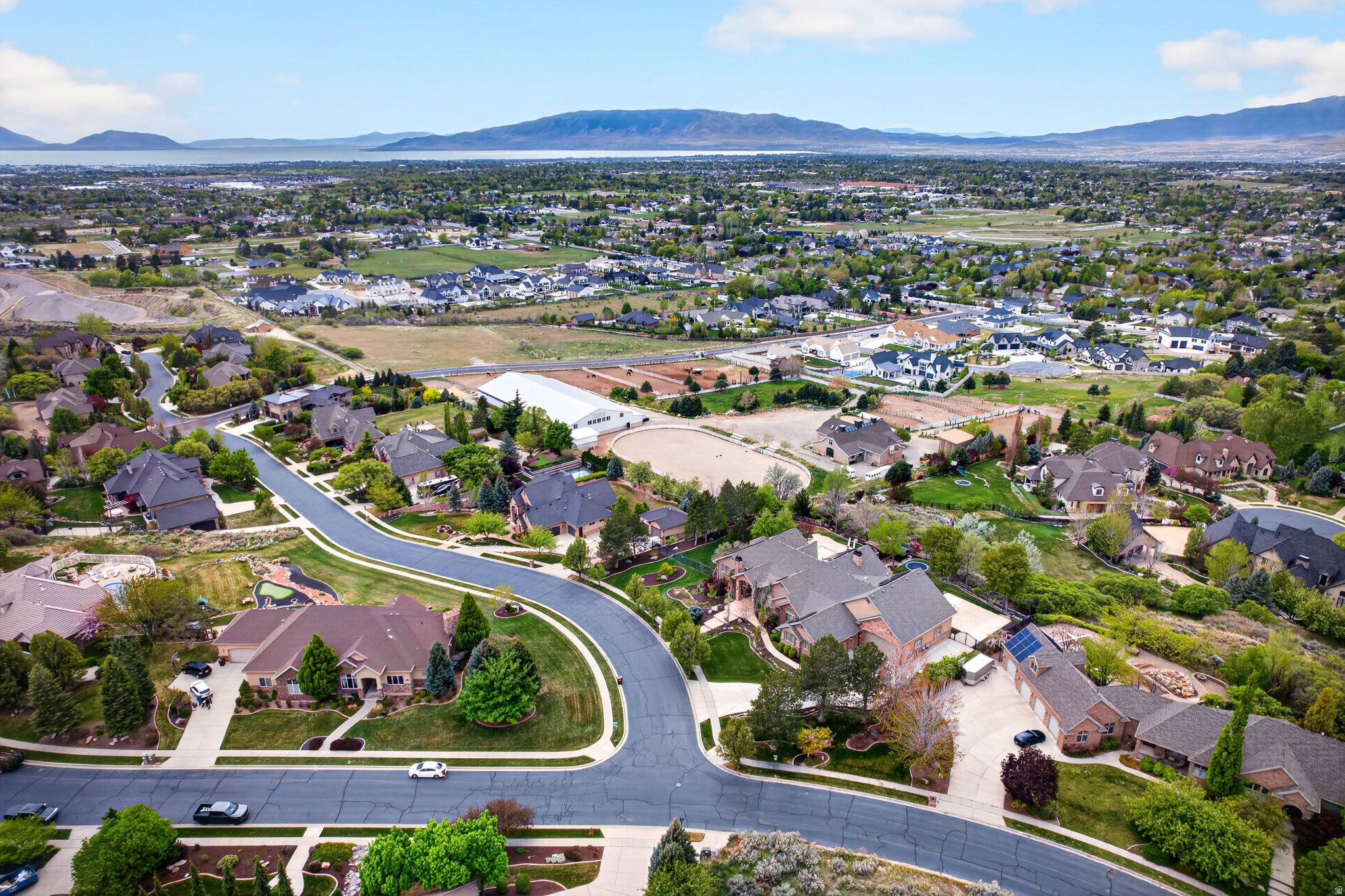 HEALEY HEIGHTS - Residential