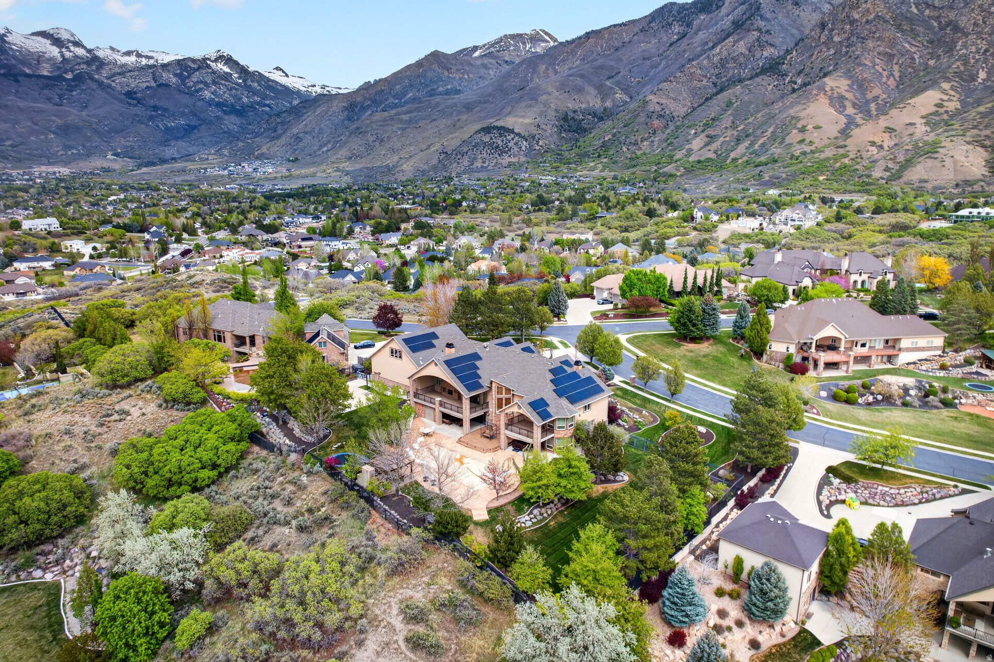 HEALEY HEIGHTS - Residential