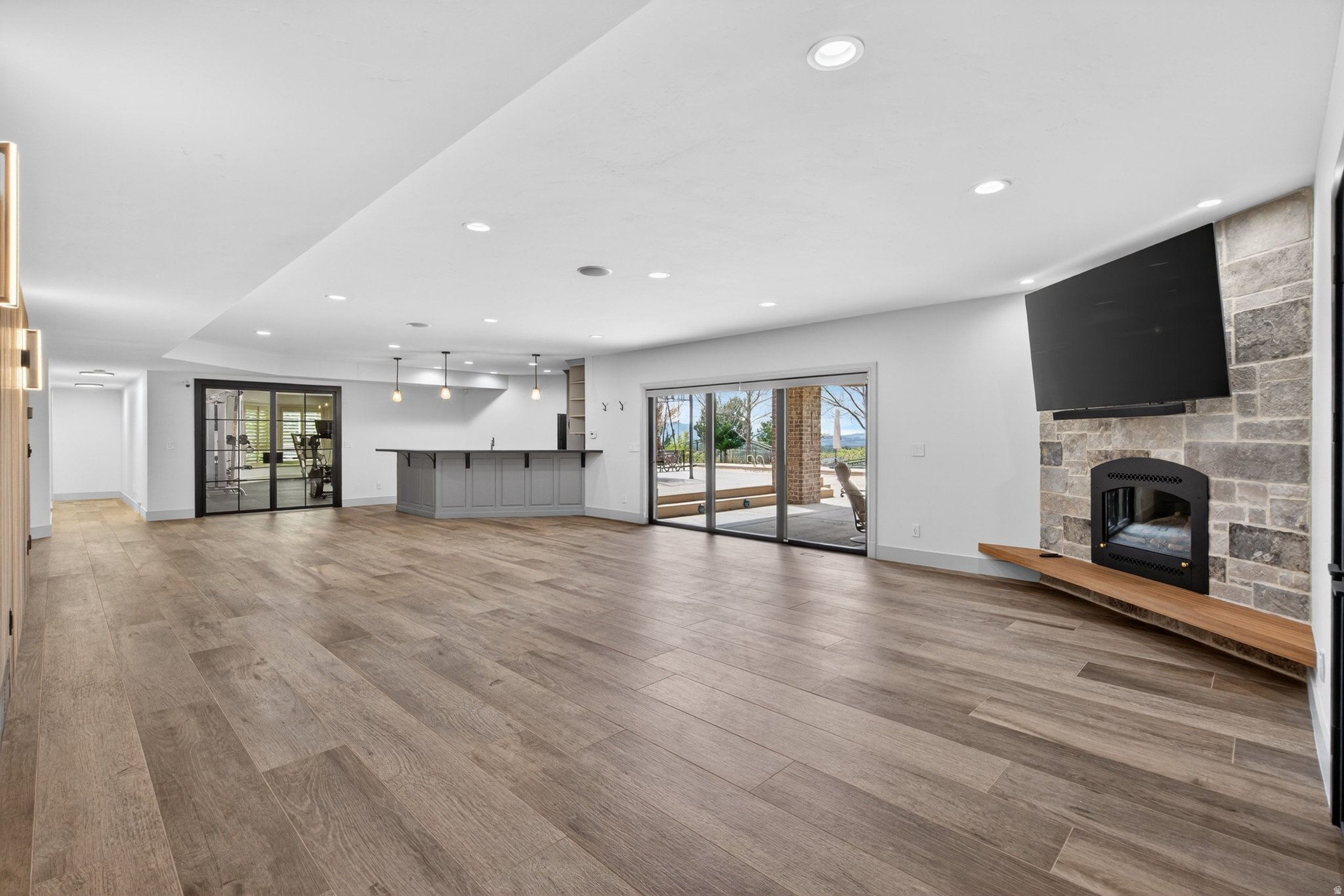 HEALEY HEIGHTS - Residential