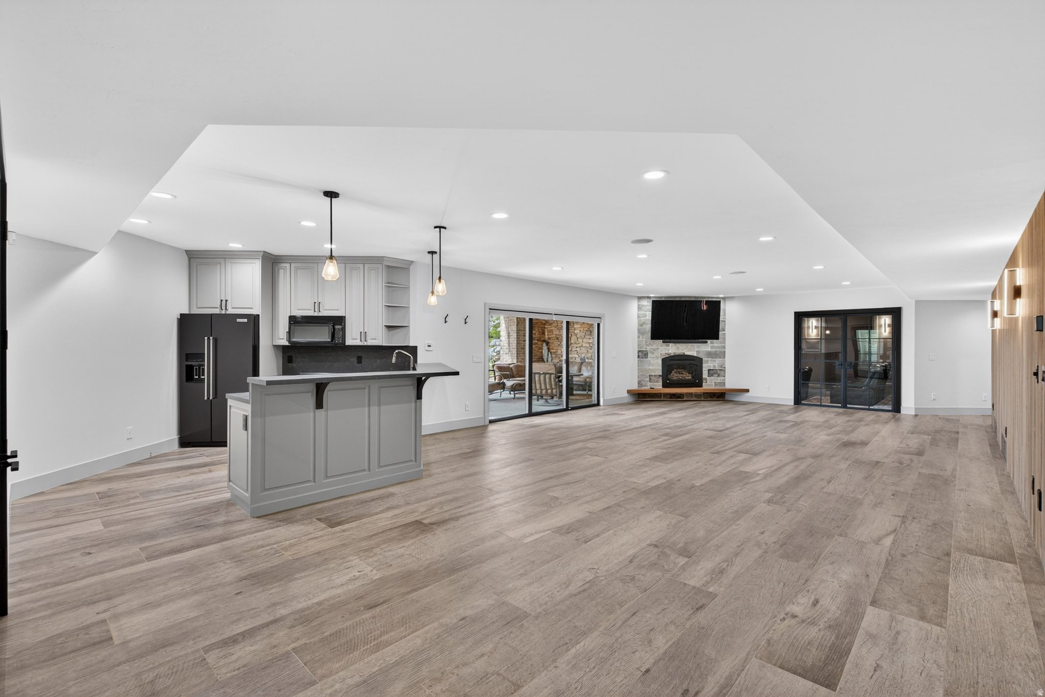 HEALEY HEIGHTS - Residential