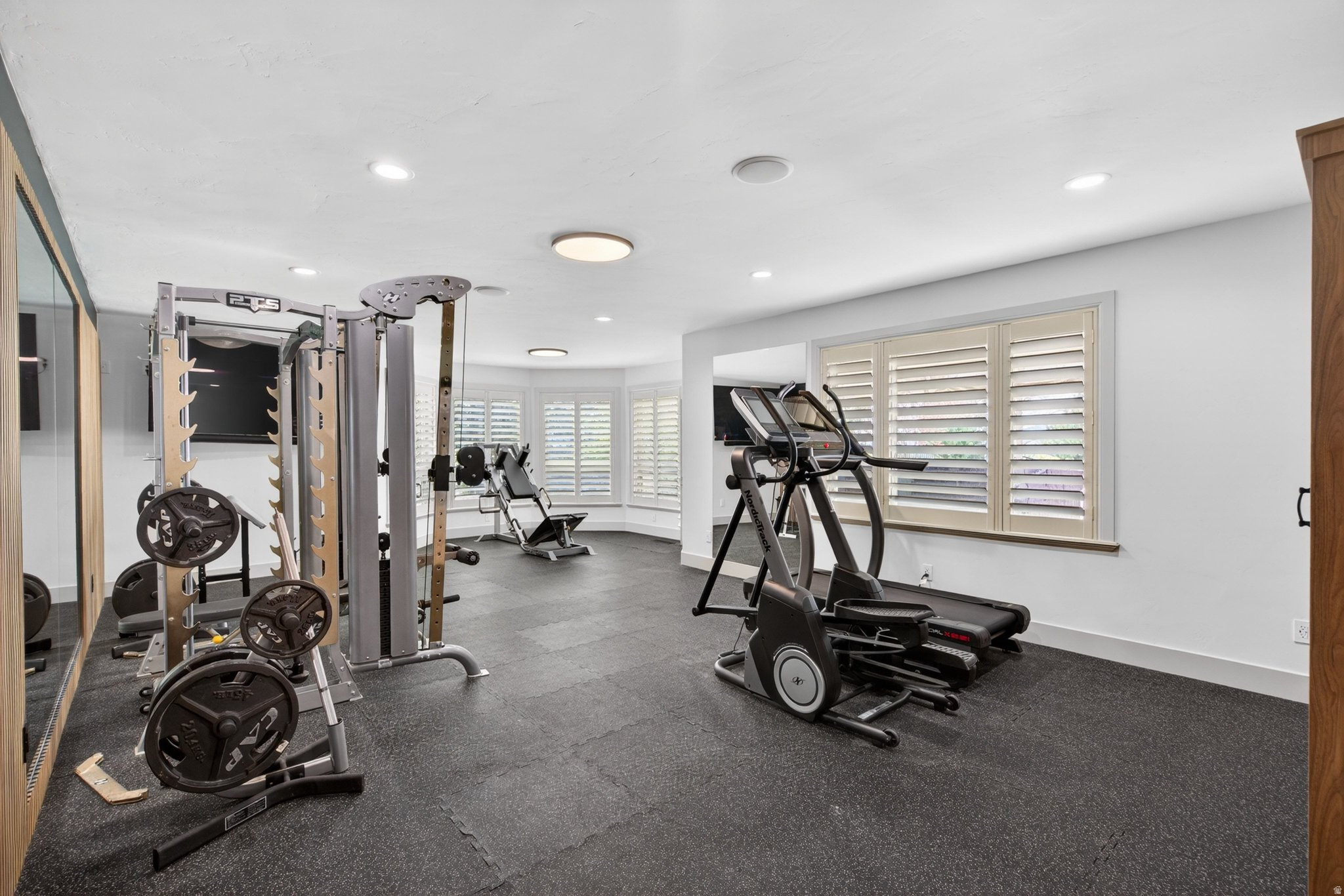 HEALEY HEIGHTS - Residential