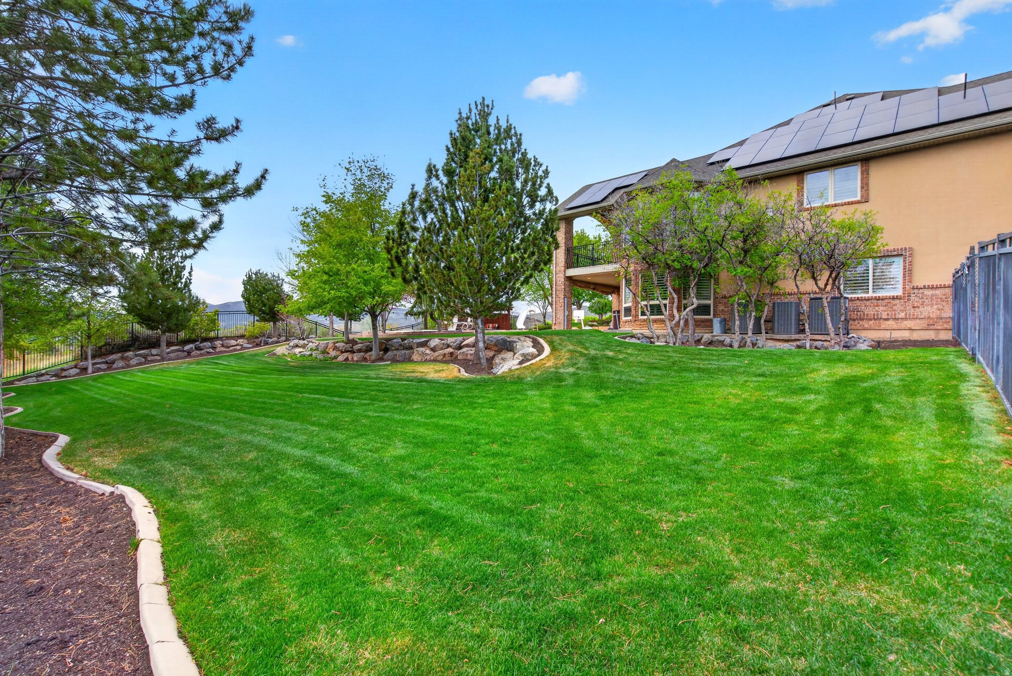 HEALEY HEIGHTS - Residential