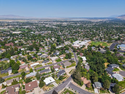 Tiny photo for 2524 S EDGEHILL DR, Bountiful, UT 84010 (MLS # 2175963)
