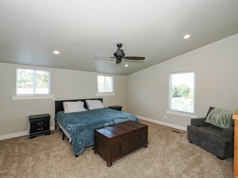 Tiny photo for 2524 S EDGEHILL DR, Bountiful, UT 84010 (MLS # 2175963)