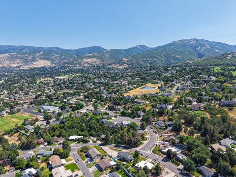 Tiny photo for 2524 S EDGEHILL DR, Bountiful, UT 84010 (MLS # 2175963)