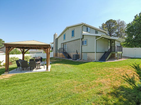 Tiny photo for 2524 S EDGEHILL DR, Bountiful, UT 84010 (MLS # 2175963)