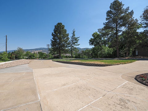 Tiny photo for 2524 S EDGEHILL DR, Bountiful, UT 84010 (MLS # 2175963)