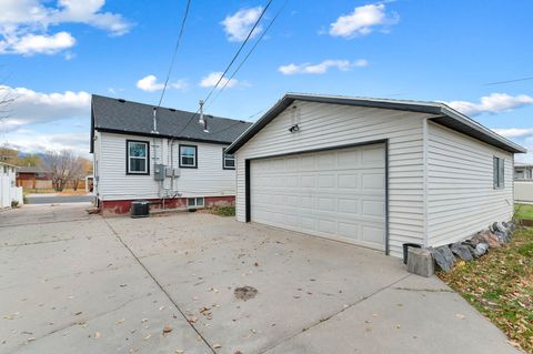 Tiny photo for 385 E 700 N, Spanish Fork, UT 84660 (MLS # 2123500)
