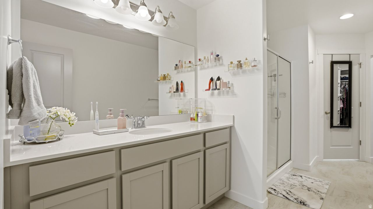 GABLERS GROVE - Residential