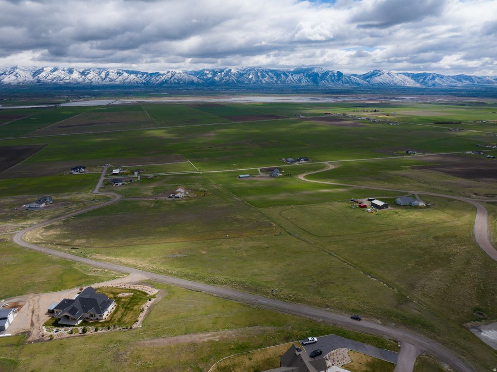 Photo of 6950 W 2700 N #7, Petersboro, UT 84325 (MLS # 2148326)