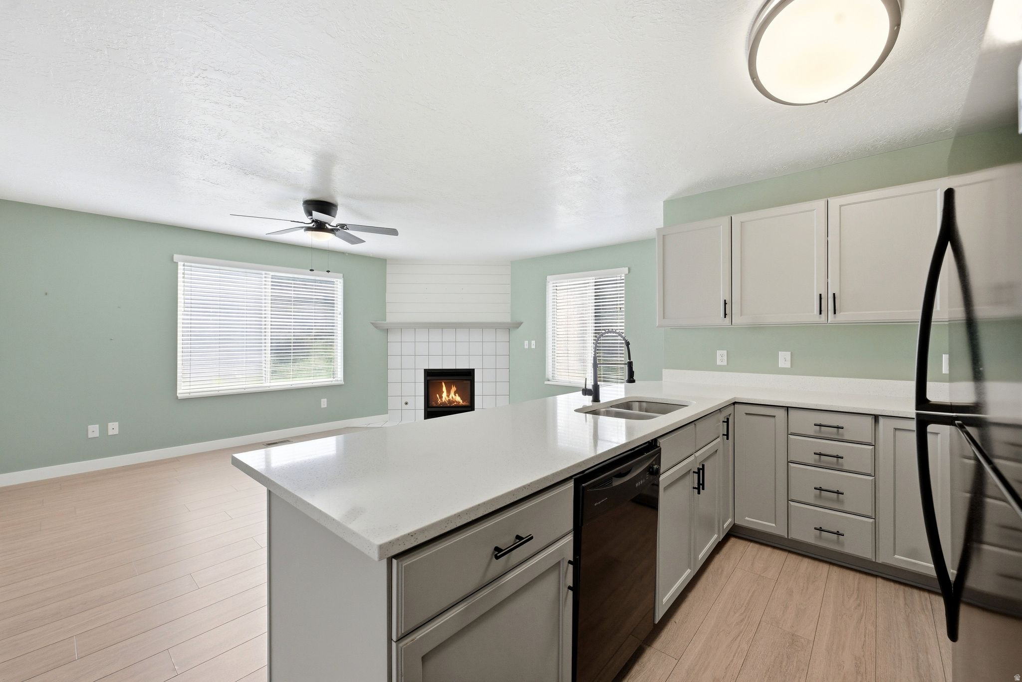 JEFFERSON PLACE COND - Residential