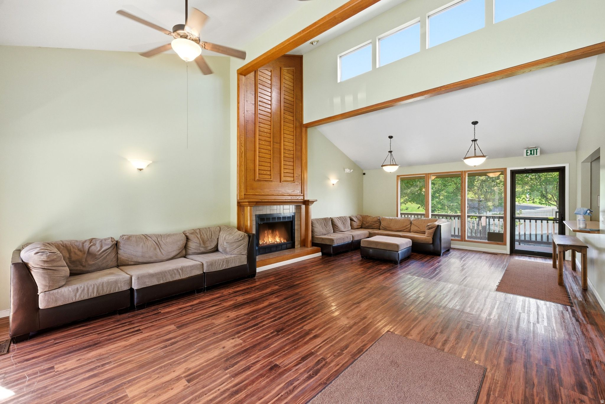 JEFFERSON PLACE COND - Residential