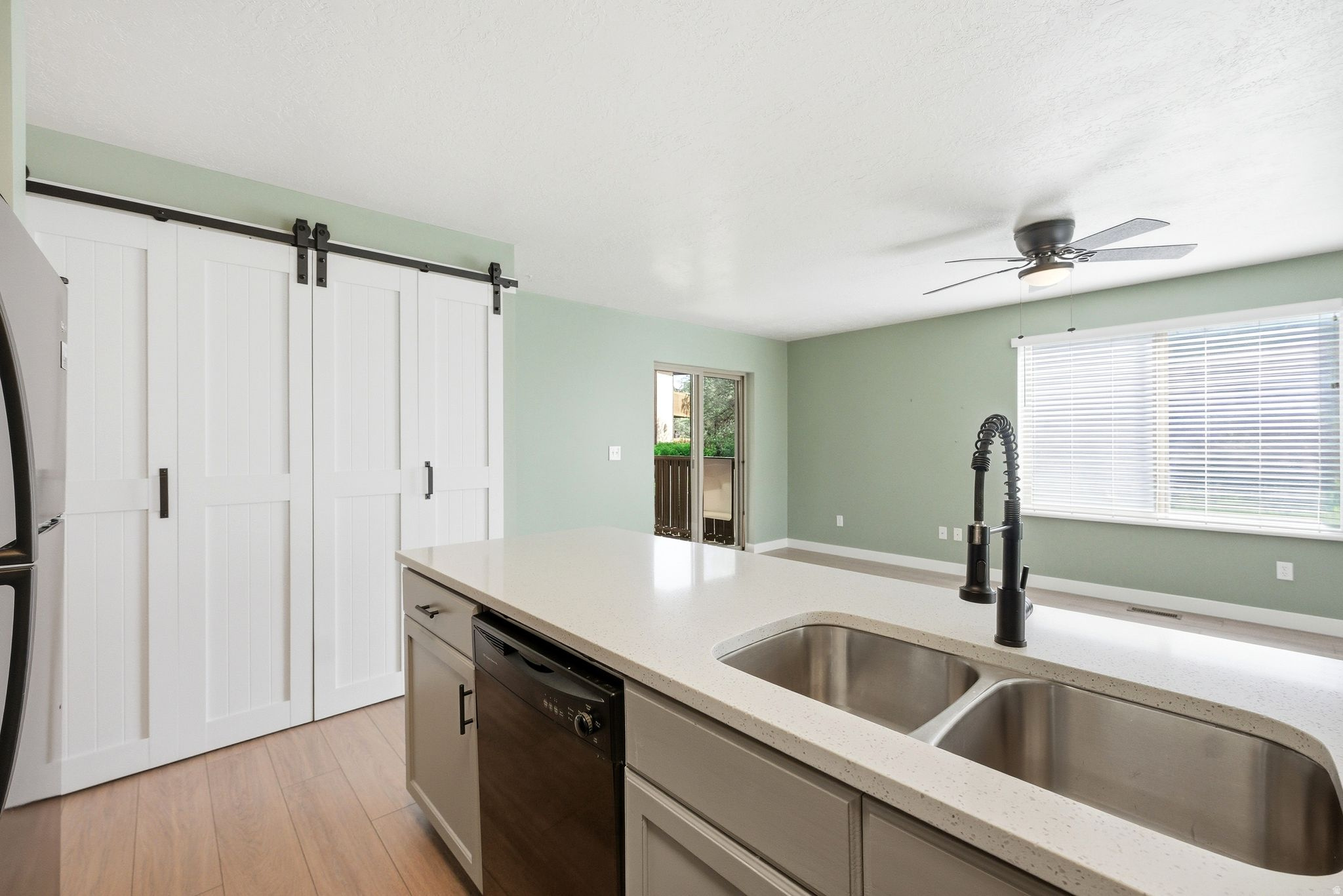 JEFFERSON PLACE COND - Residential