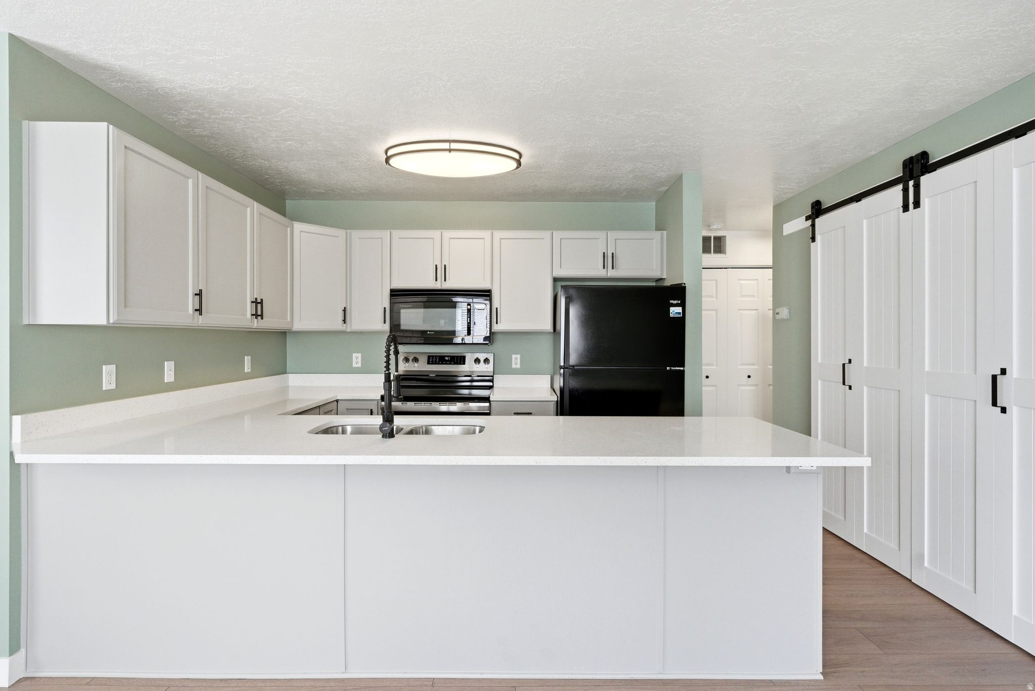 JEFFERSON PLACE COND - Residential