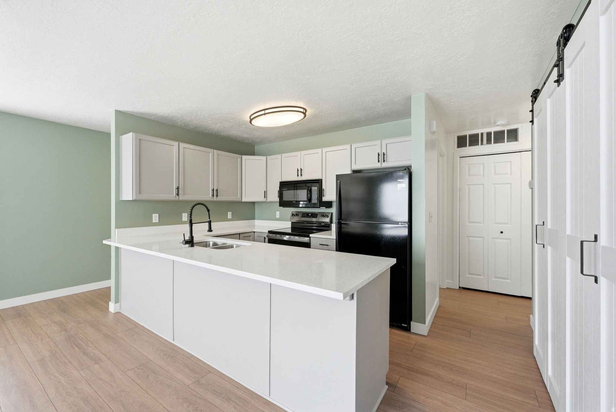 JEFFERSON PLACE COND - Residential