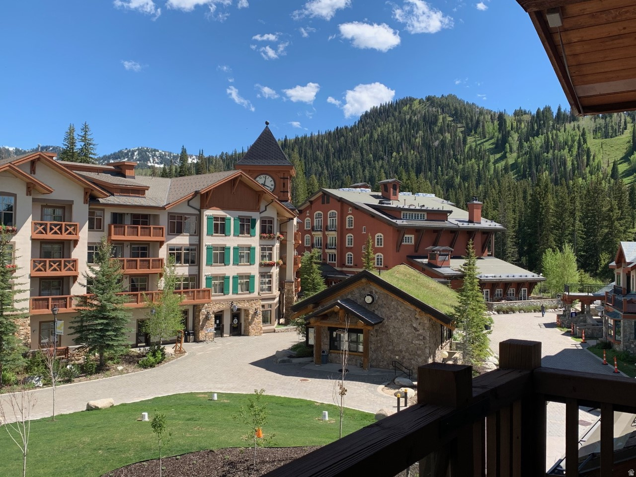 POWDERHORN LODGE - Residential