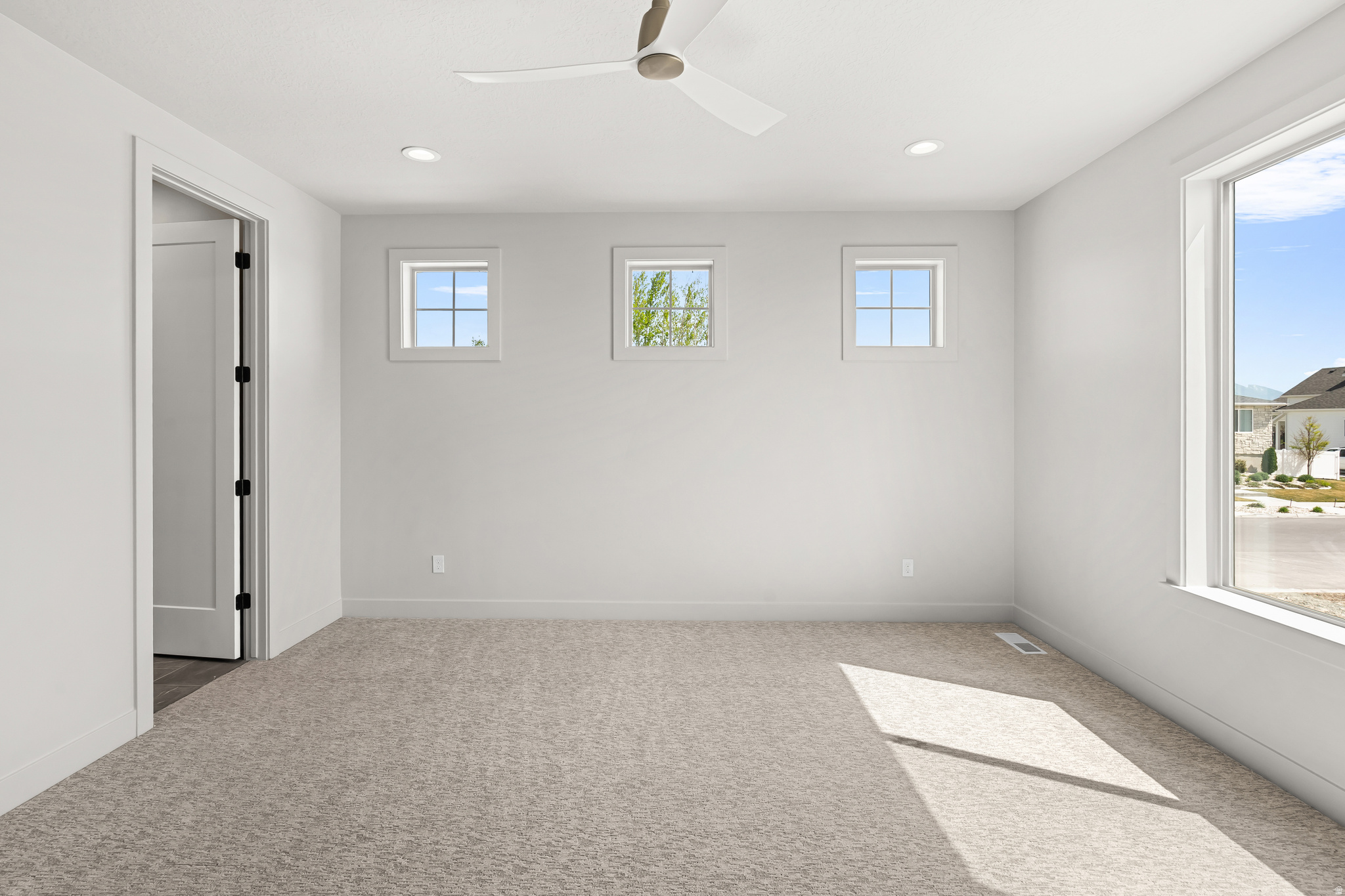 PIONEER HEIGHTS - Residential