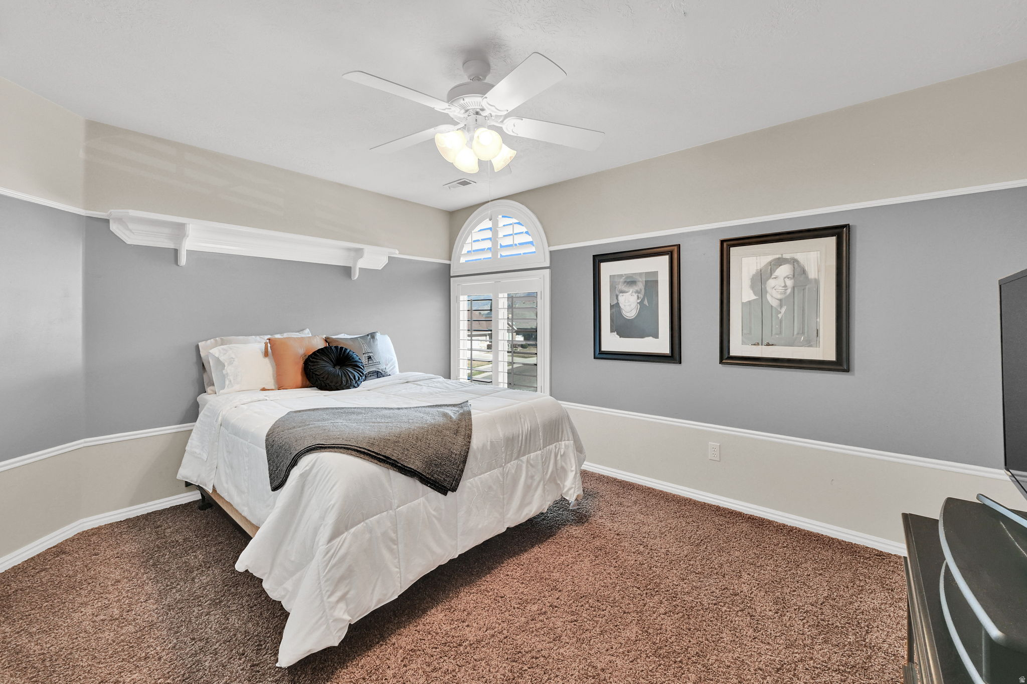 CARRIAGE CROSSING - Residential