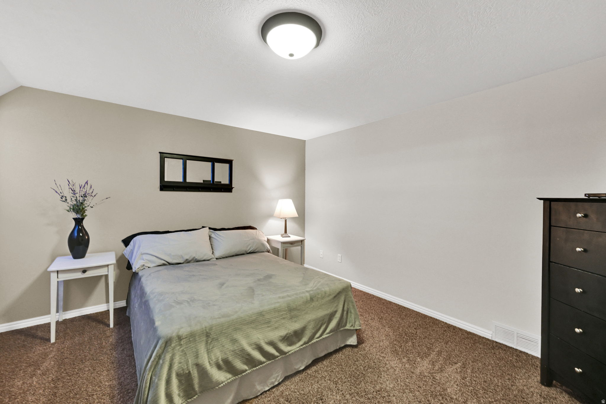 CARRIAGE CROSSING - Residential