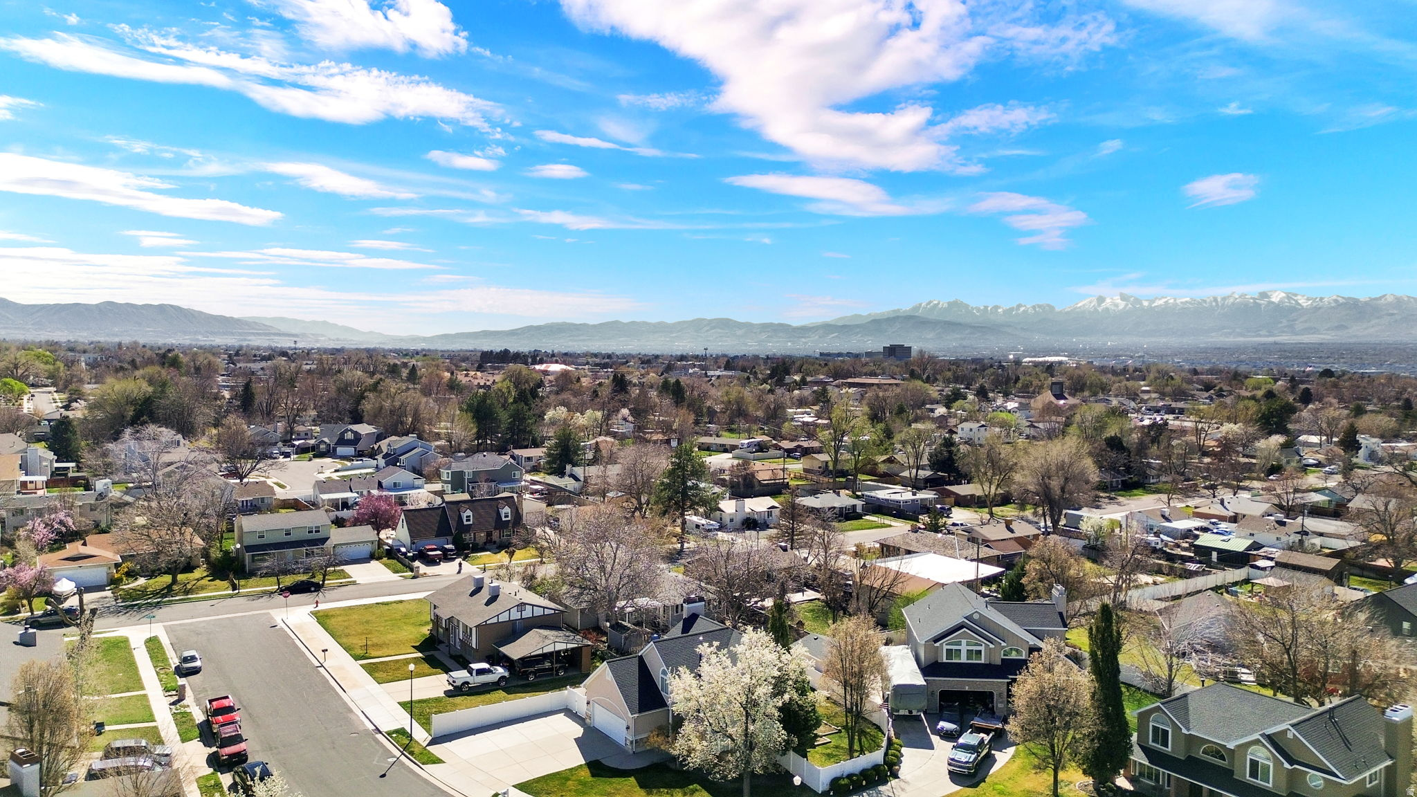 CARRIAGE CROSSING - Residential