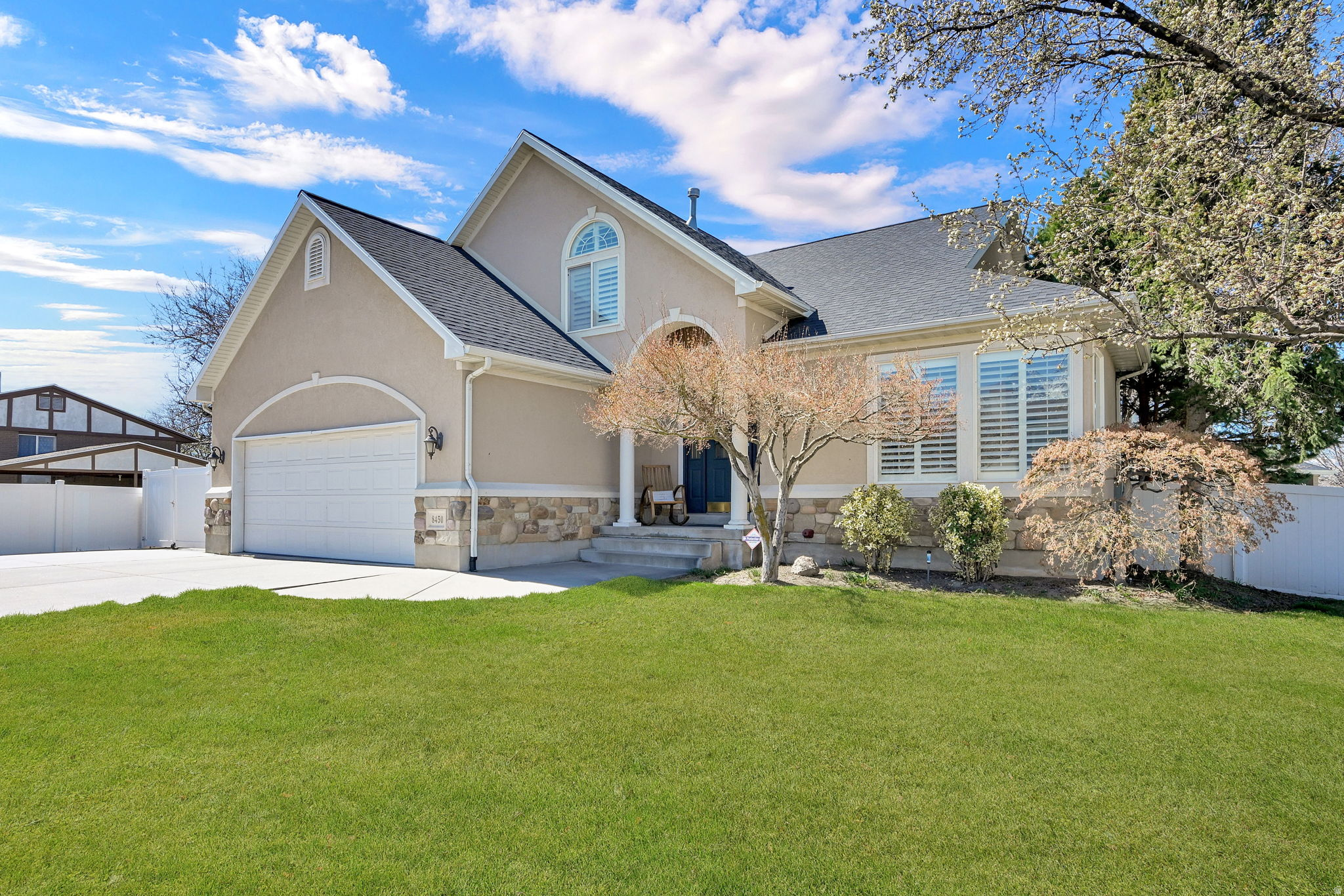 CARRIAGE CROSSING - Residential