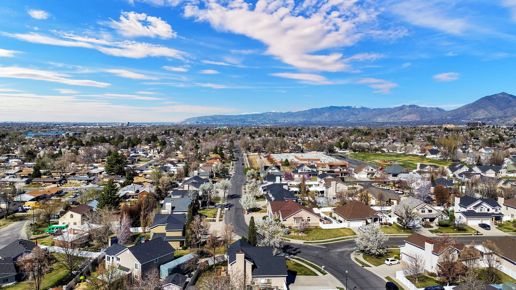 CARRIAGE CROSSING - Residential