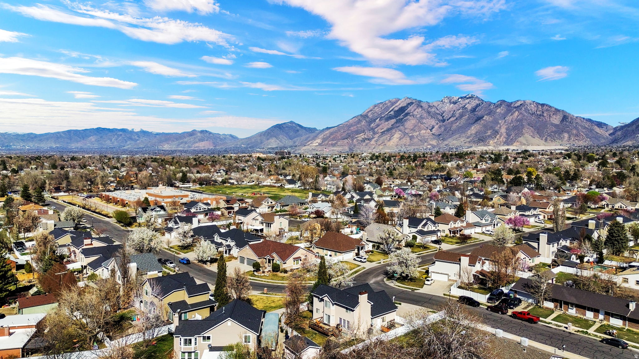 CARRIAGE CROSSING - Residential