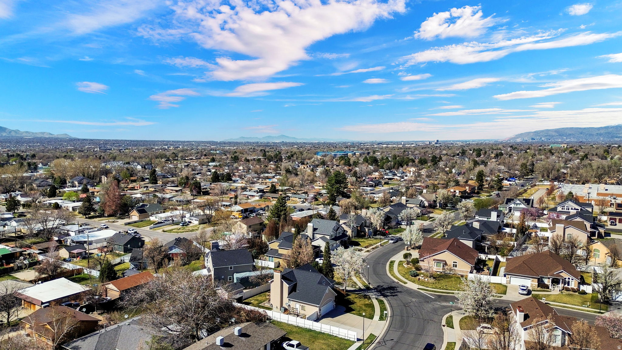 CARRIAGE CROSSING - Residential