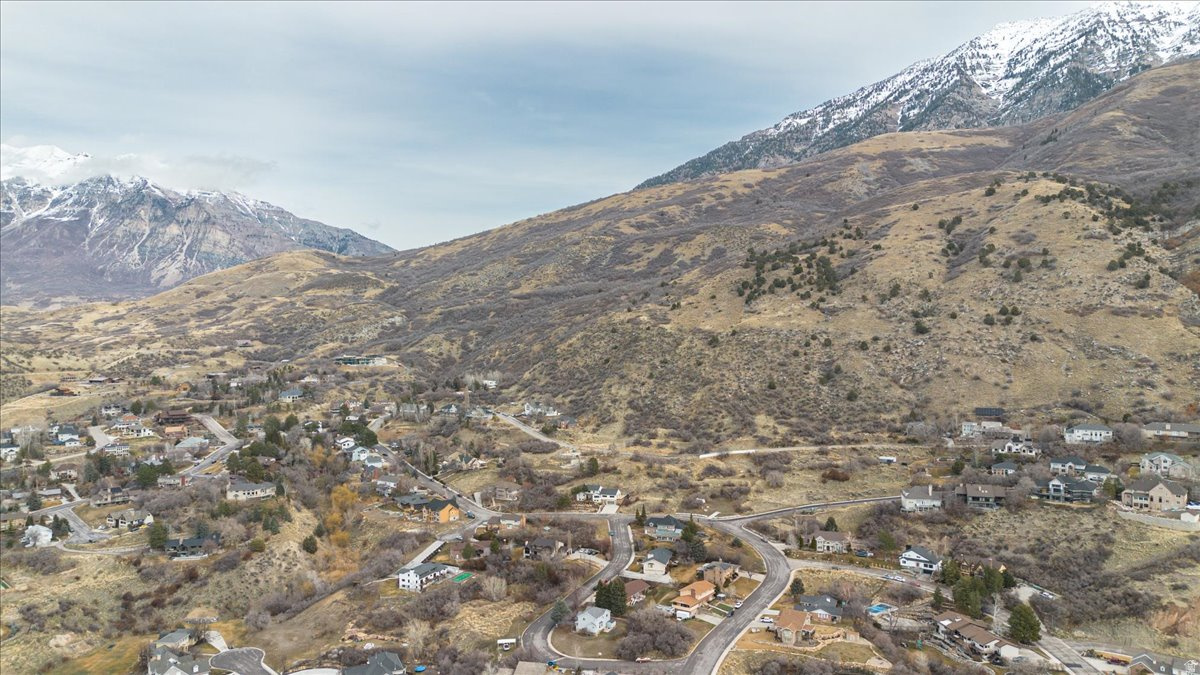 SHERWOOD HILLS - Residential