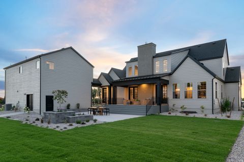 Tiny photo for 479 W SUMMIT LN, Kaysville, UT 84037 (MLS # 2136534)