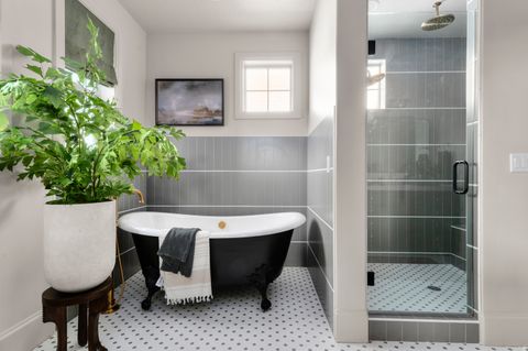 Tiny photo for 479 W SUMMIT LN, Kaysville, UT 84037 (MLS # 2136534)