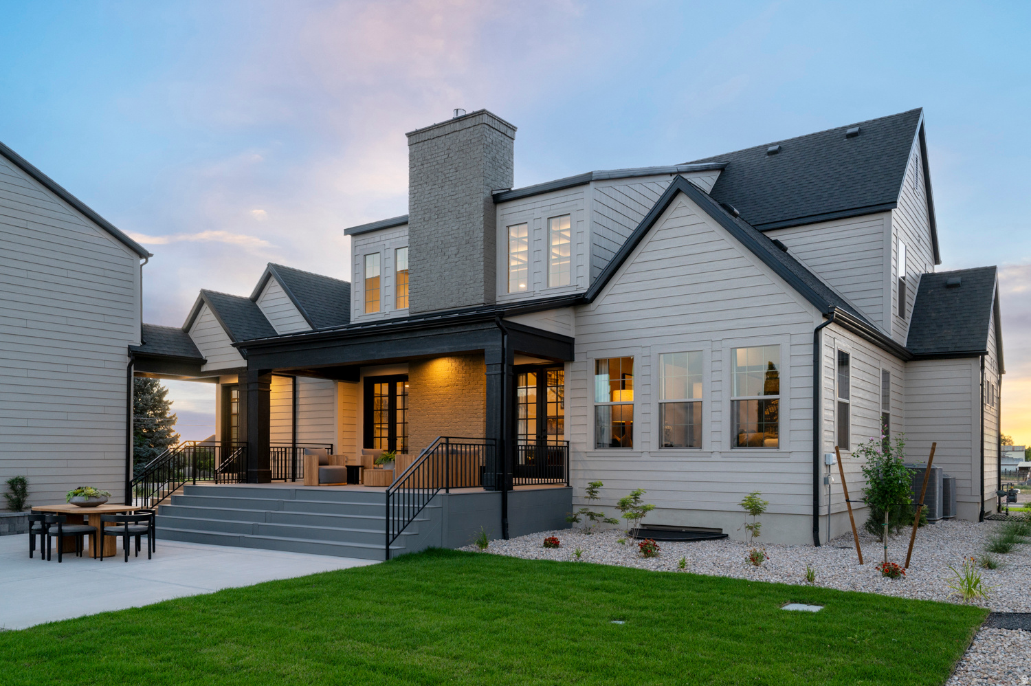 CRESTED PEAKS 13 - Residential