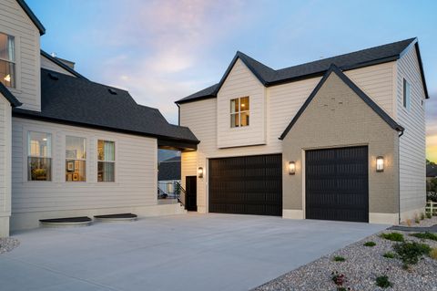 Tiny photo for 479 W SUMMIT LN, Kaysville, UT 84037 (MLS # 2136534)