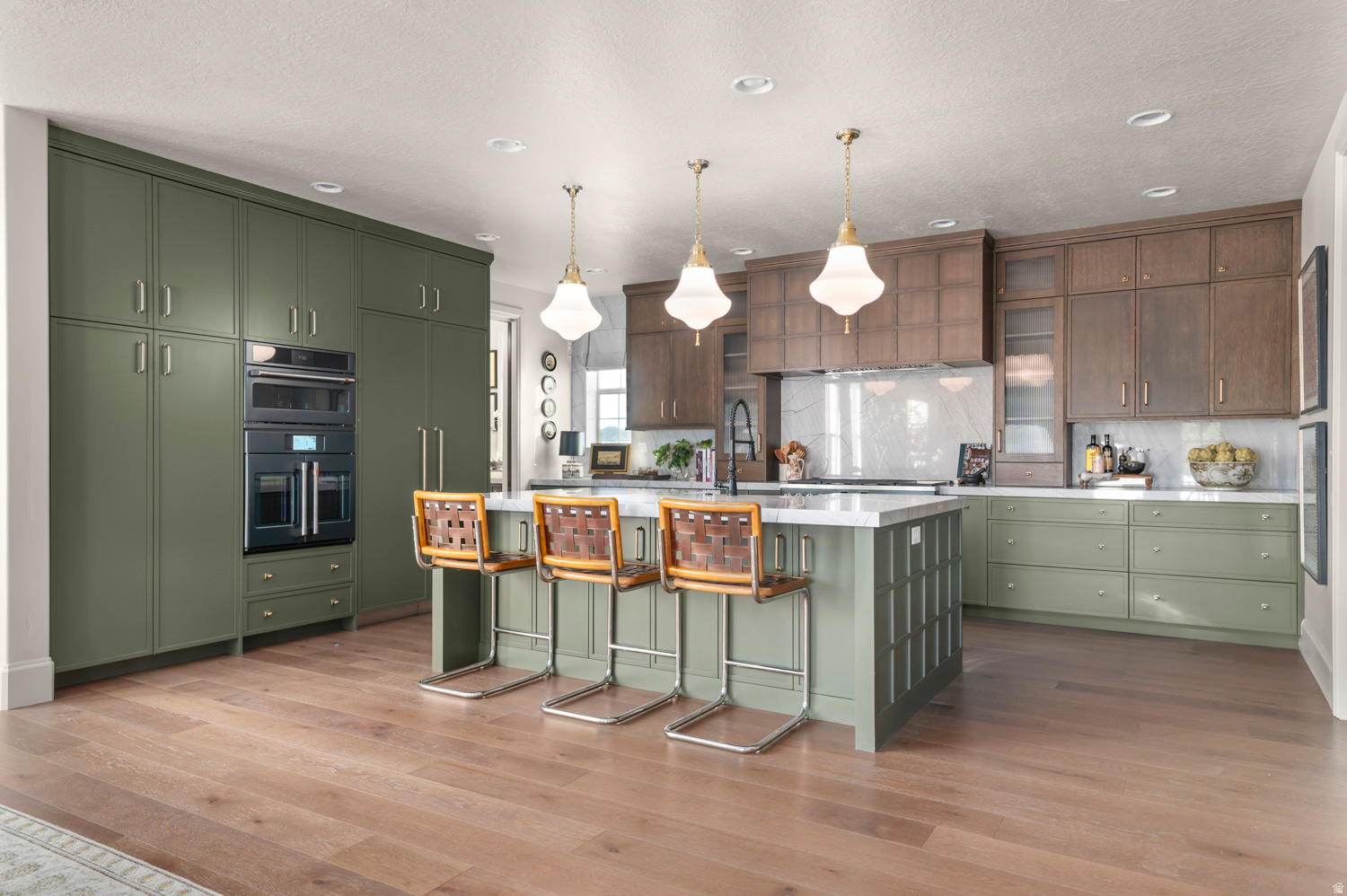 CRESTED PEAKS 13 - Residential