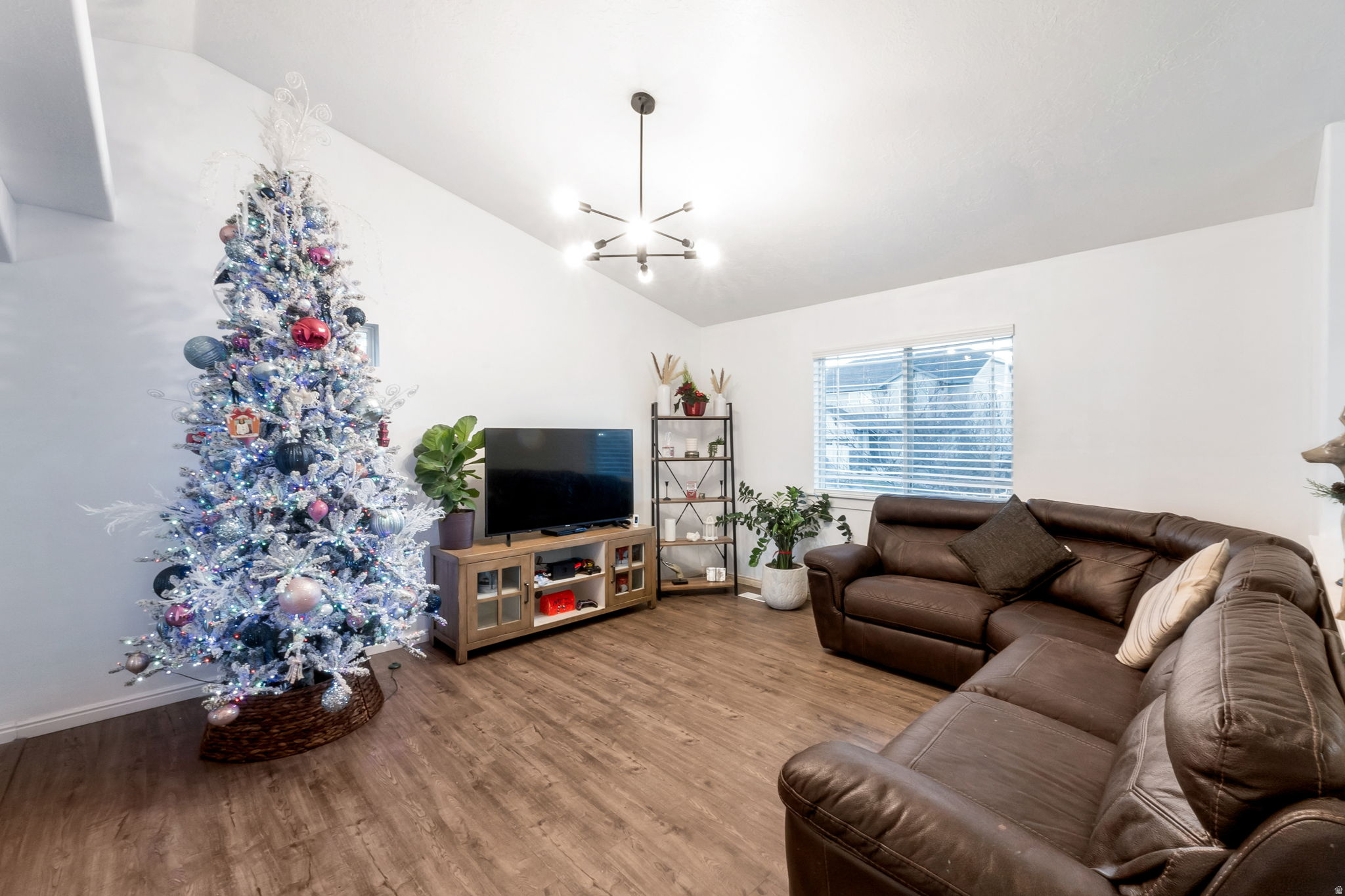 O FALLONS BLUFF - Residential